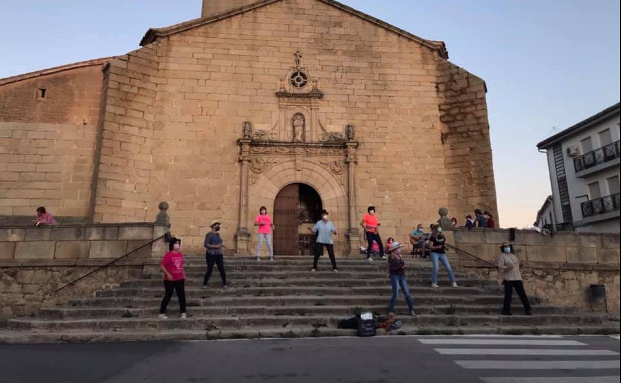 Uno de los ensayos antes de estrenar la obra. 