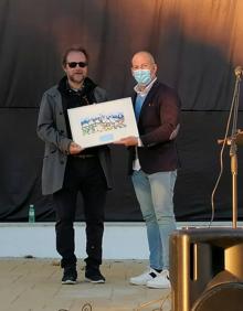 Imagen secundaria 2 - Inaugurado el mural conmemorativo por el 25 aniversario de la declaración del Monumento Natural Los Barruecos