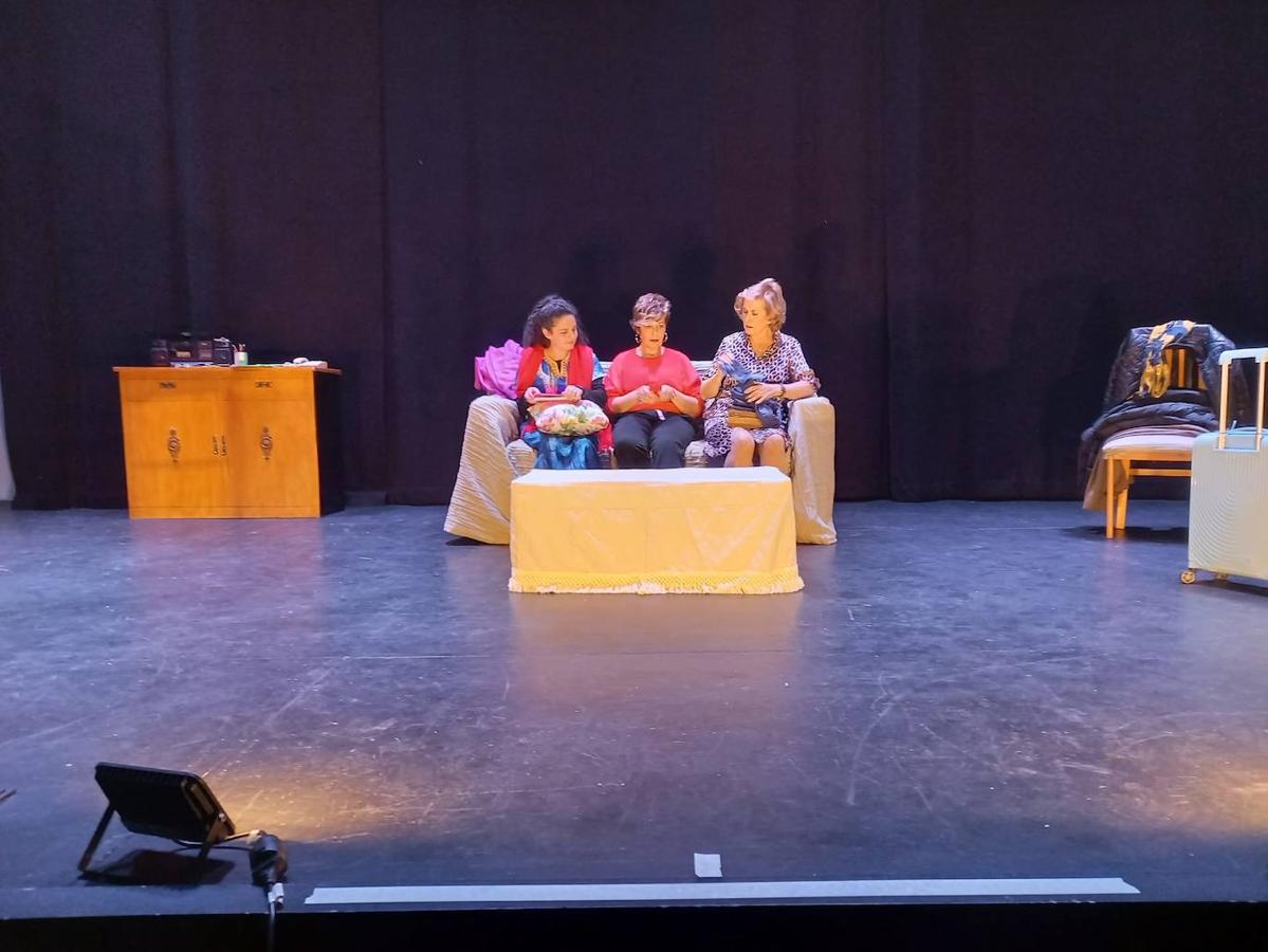 Representación de la obra 'Matria' por el grupo de teatro Aldaba. 