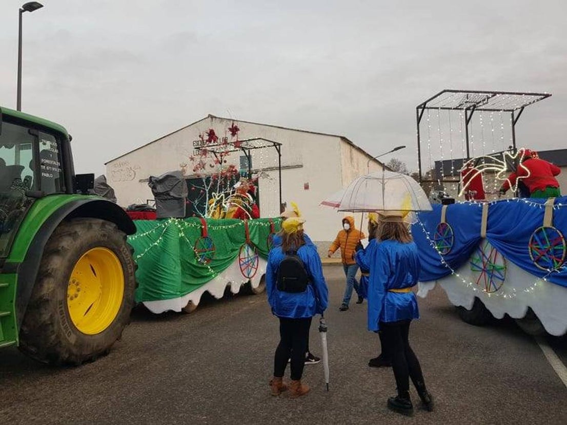 La lluvia no impidió que saliera la cabalgata.