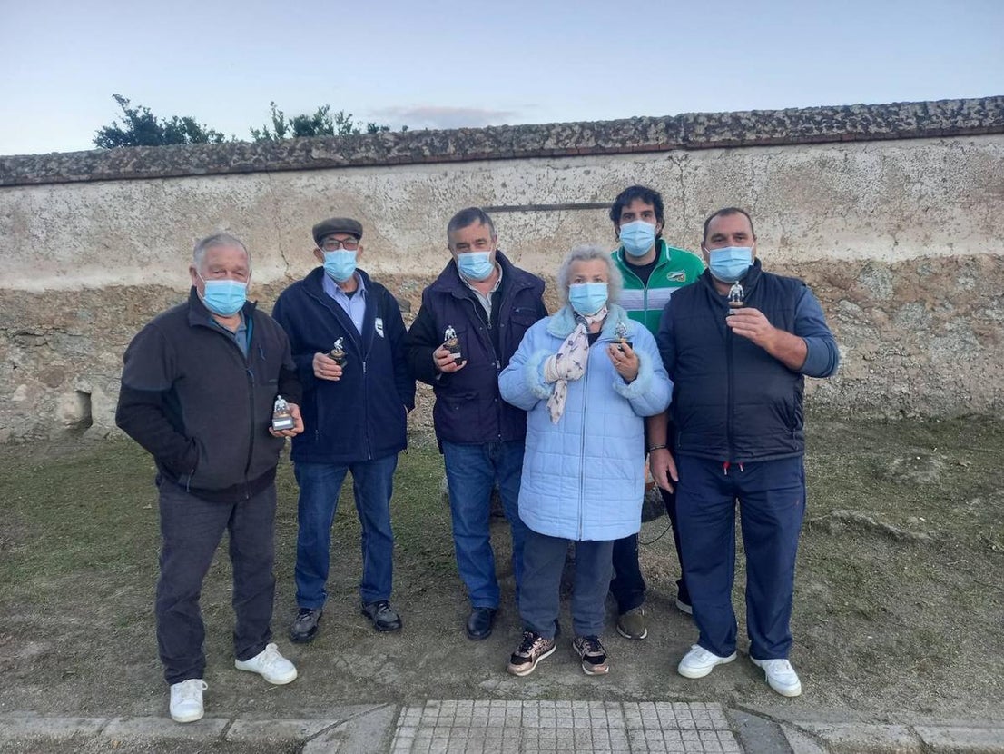 Clasificados en el Torneo de Petanca de Navidad.