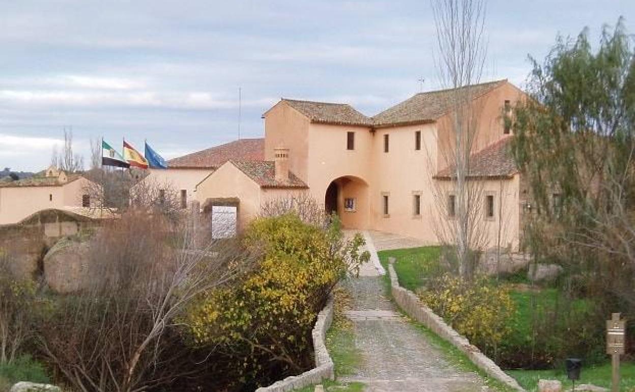Entrada del Museo Vostell Malpartida. 