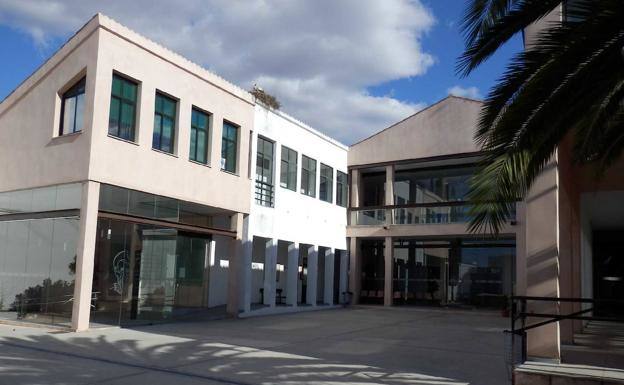 Aula Adscrita de la EOI en Malpartida de Cáceres. 