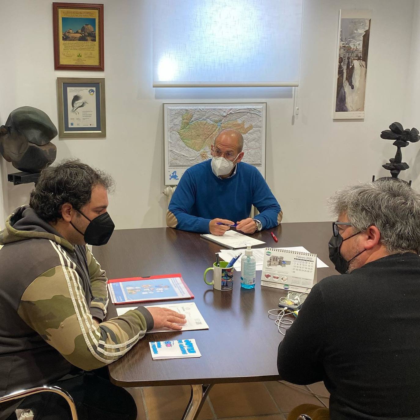 Reunión con el nuevo Coordinador Juvenil. 