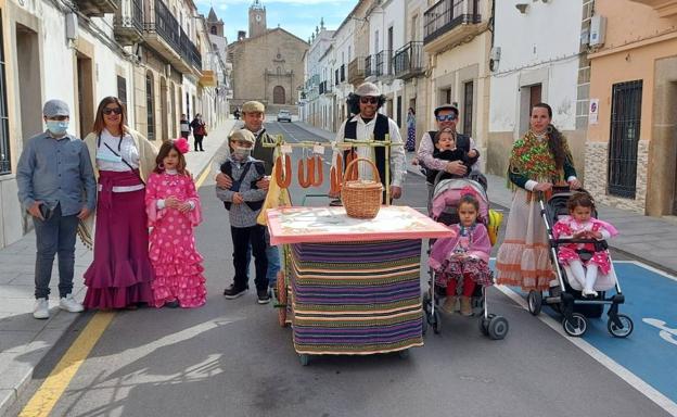 Imagen principal - &#039;El Carro de Manolo&#039; y &#039;La tradición en la calle&#039; ganan el concurso de carros de agua