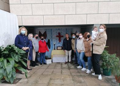 Imagen secundaria 1 - La Urbanización la Cañada 88 gana el concurso de la Cruz de Mayo