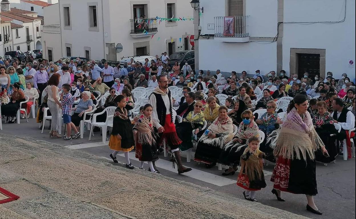 295 ofrendas en honor a San Isidro