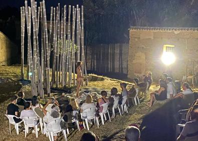 Imagen secundaria 1 - El Museo Vostell brilló bajo la luna llena durante el festival Plena Moon
