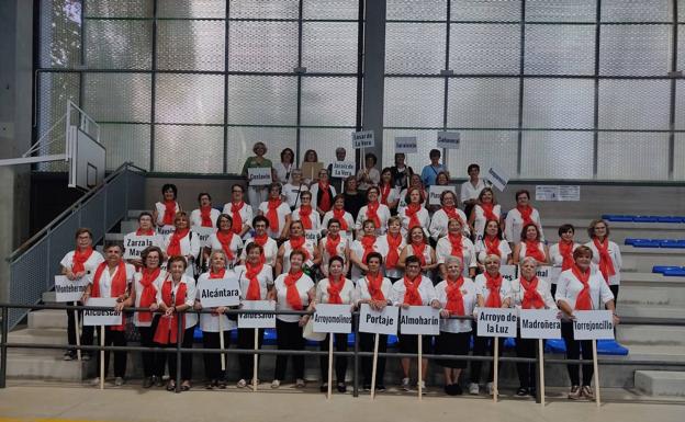 Imagen principal - Alrededor de 2.000 mujeres asistieron a la XXXIV Asamblea Provincial de Amas de Casa, Consumidores y Usuarios