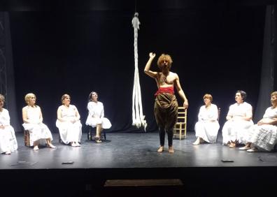 Imagen secundaria 1 - Malpartida de Cáceres ha disfrutado de música, cine, teatro y literatura durante el Otoño Cultural