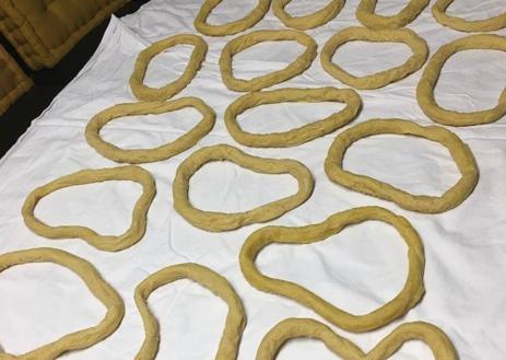 Imagen secundaria 1 - Roscas lstas para su cocción.