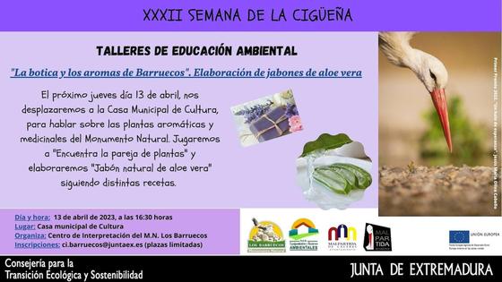 El Centro de Interpretación enseña a elaborar jabones de aloe vera durante la Semana de la Cigüeña