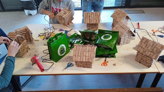 El Centro de Interpretación ha llevado a cabo varios talleres durante la Semana de la Cigüeña