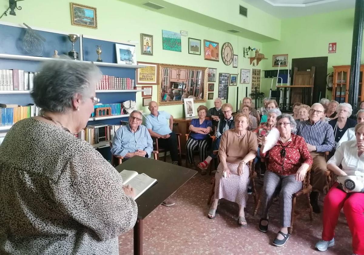 Una de las lecturas del 'Café Lector'.