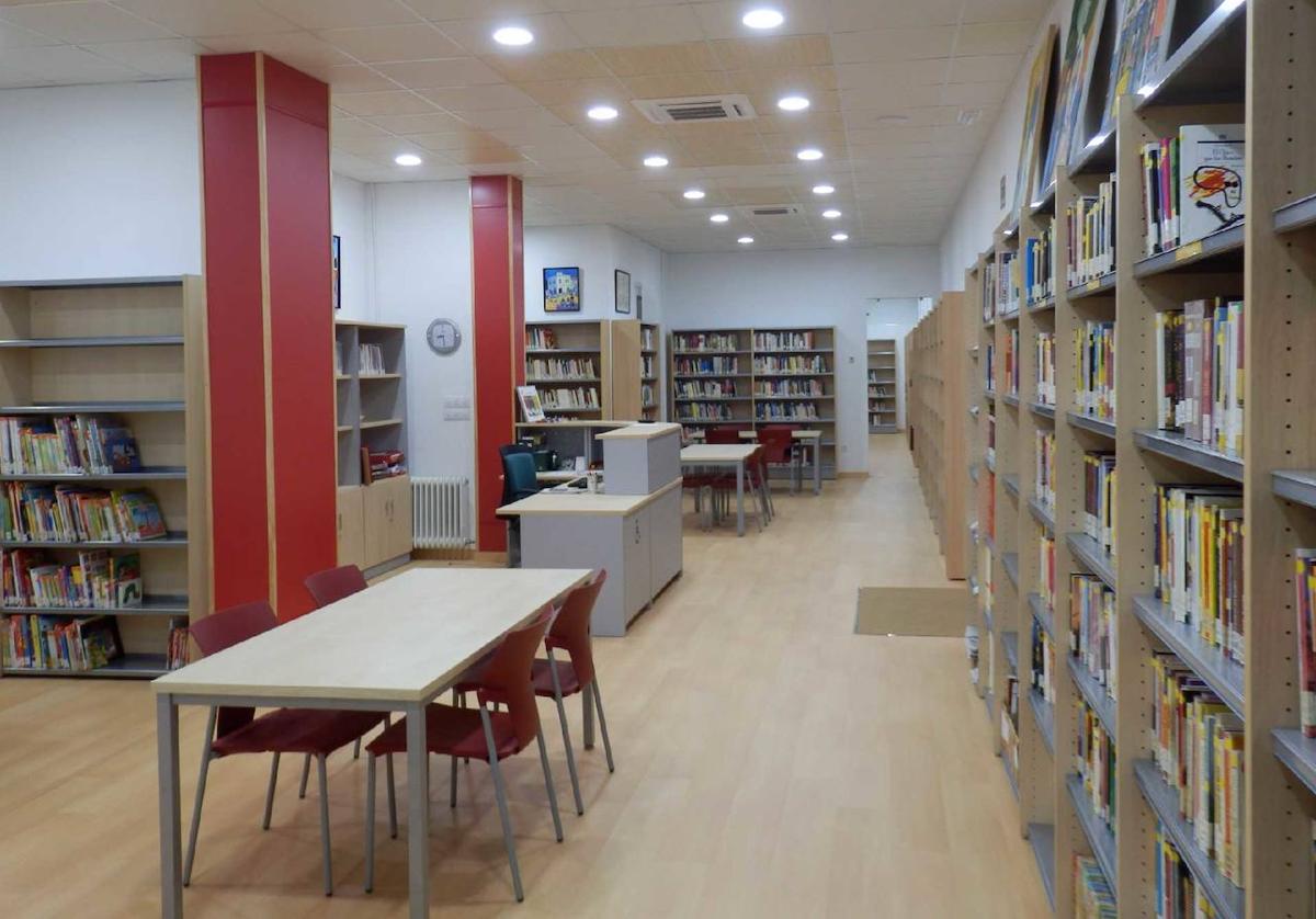 Comienza el horario de verano en la biblioteca pública