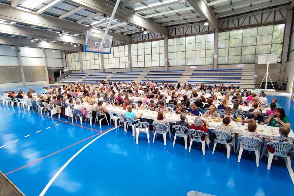 200 personas participaron en la convivencia comarcal de las Amas de Casa en Malpartida de Cáceres