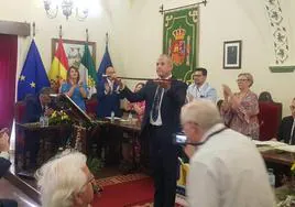 Alfredo Aguilera es investido alcalde para su cuarta legislatura