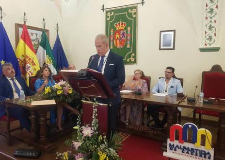 Imagen secundaria 1 - Alfredo Aguilera es investido alcalde para su cuarta legislatura