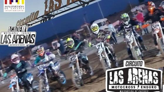 El Motoclub Las Arenas organiza dos días de entrenamientos para el fin de la temporada