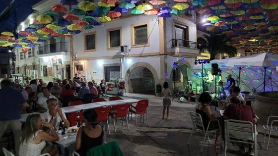 12 locales participan en la Cena de Colores