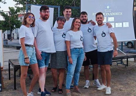 Imagen secundaria 1 - 20 equipos participaron en el concurso &#039;Quemando Neuronas&#039;
