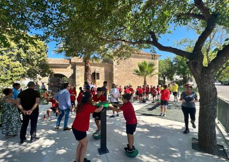 Imagen secundaria 1 - Varias actividades conmemoraron el Día de los Abuelos en Malpartida de Cáceres