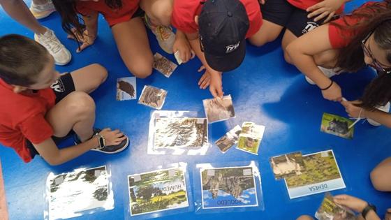El Centro de Interpretación organiza varios talleres con los niños de La Tirolina