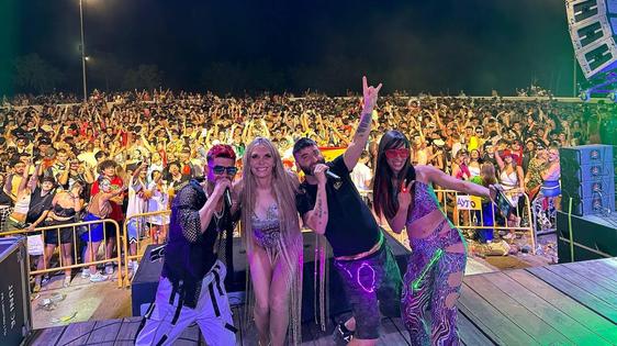 Alrededor de 5.000 personas asistieron al Carnaval de Verano de Malpartida de Cáceres