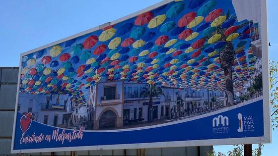 Malpartida de Cáceres estrena vallas de publicidad en la N521