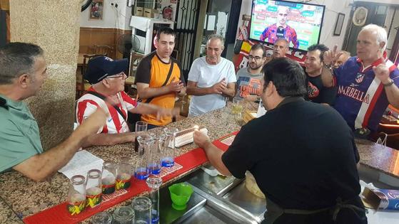 Doble celebración de la peña atlética malpartideña