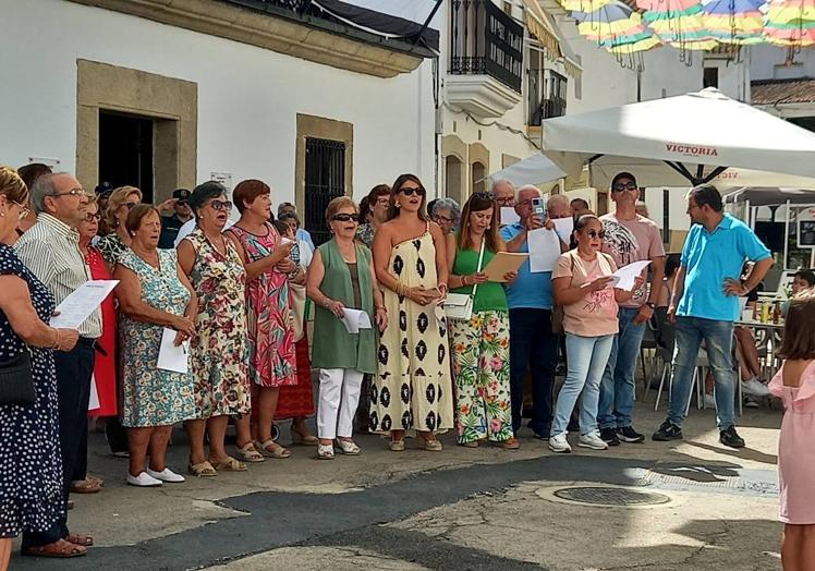 Imagen principal - Malpartida celebró el Día de Extremadura con varios actos