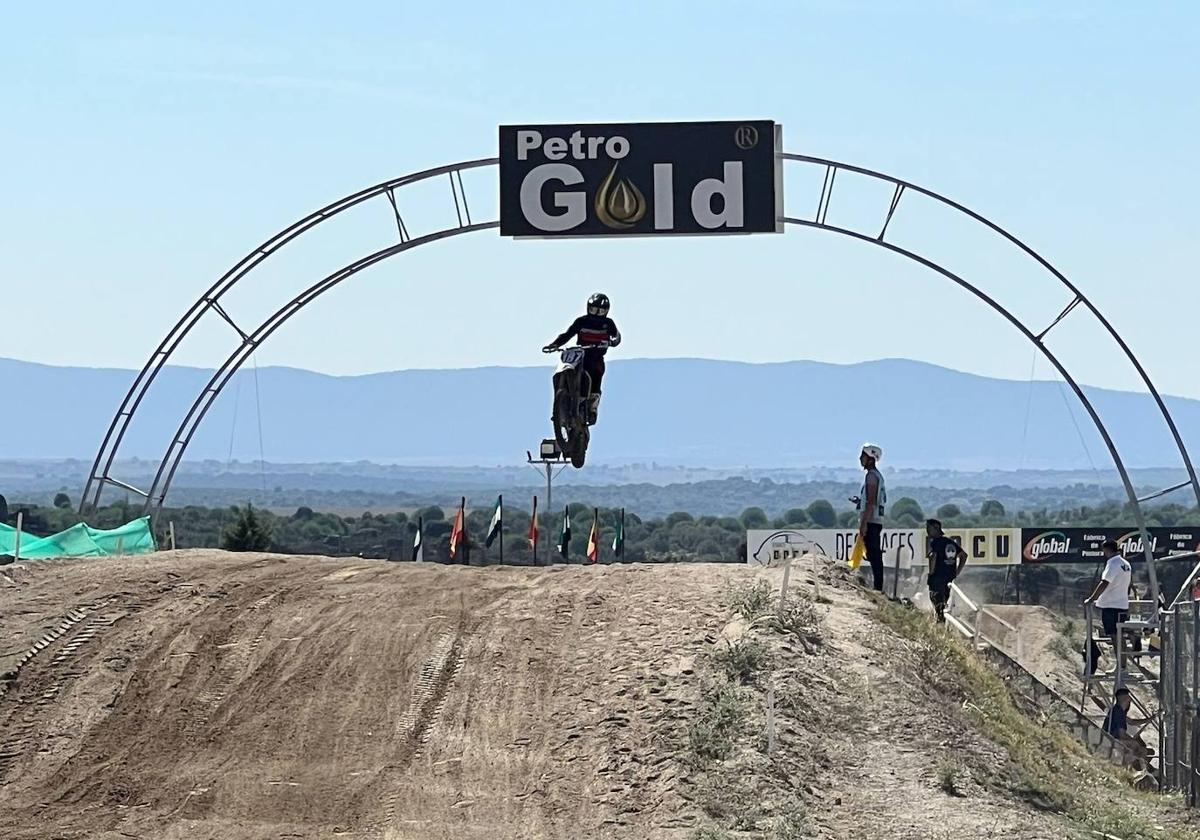 Gran domingo de Motocross en Las Arenas