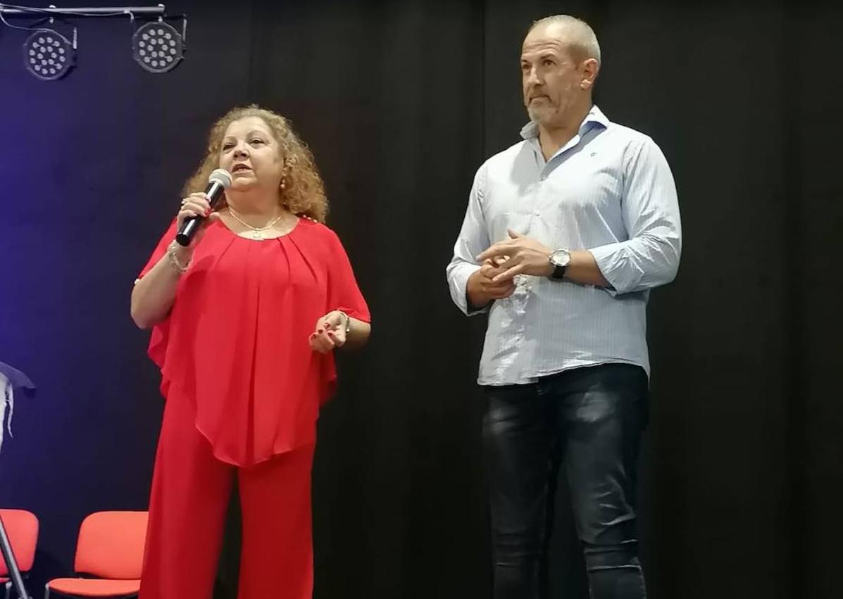 Imagen secundaria 1 - El alcalde local, Alfredo Aguilera, asistió a la clausura de la semana.