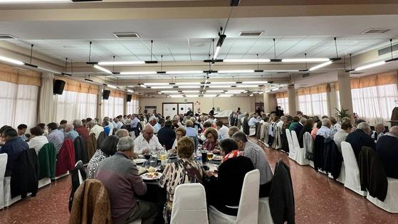 El Club La Paz Tercera Edad clausura su Semana Cultural con una comida de convivencia