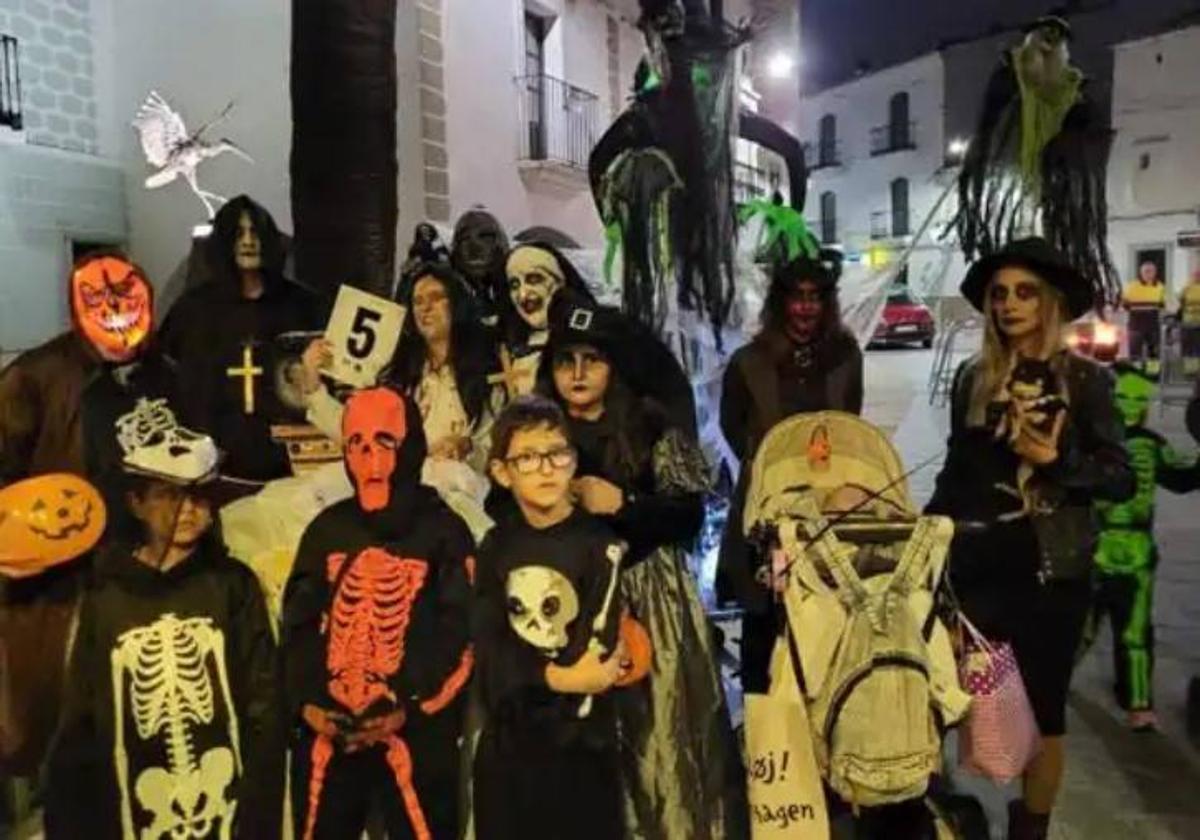 El Ayuntamiento organiza un concurso de disfraces espectrales