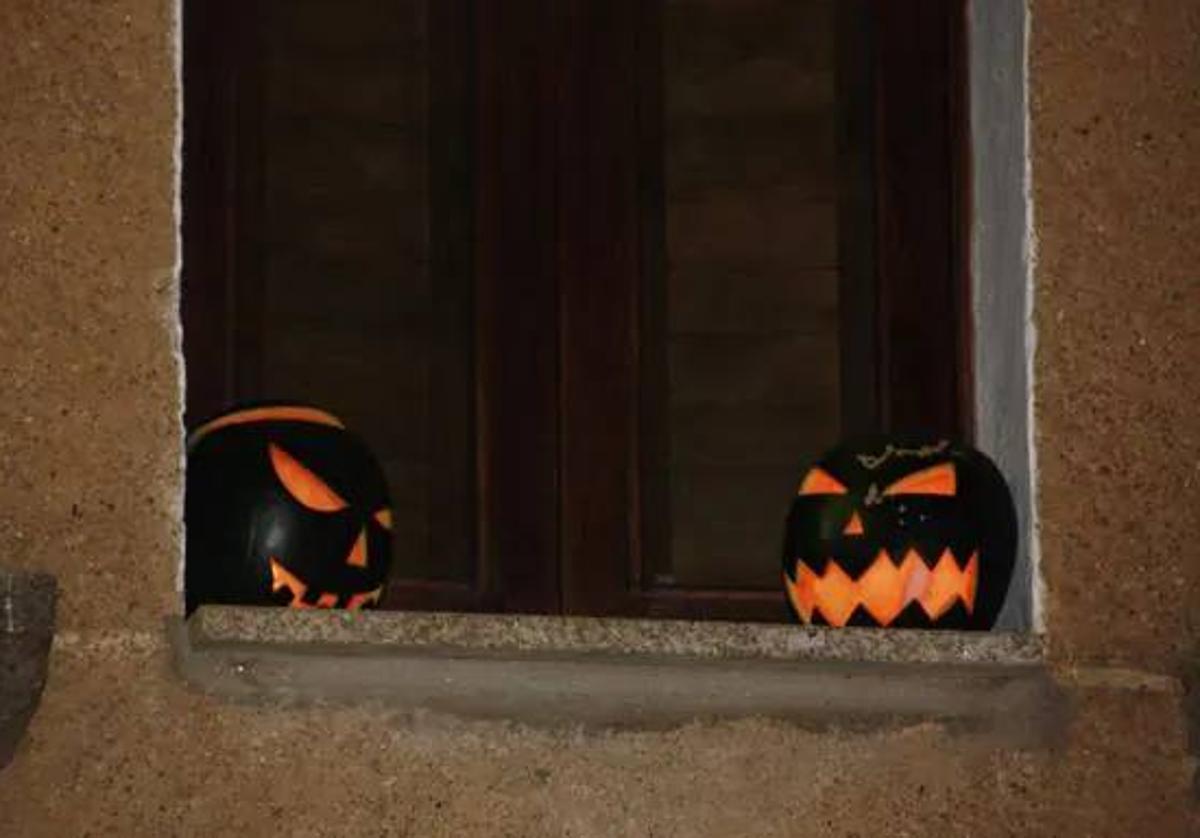 Tradición y actividades espectrales para celebrar la noche de Todos los Santos en Malpartida de Cáceres