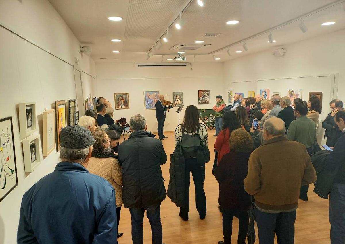 Imagen secundaria 1 - 32 artistas participan en la exposición &#039;Imagynarte a Picasso&#039;