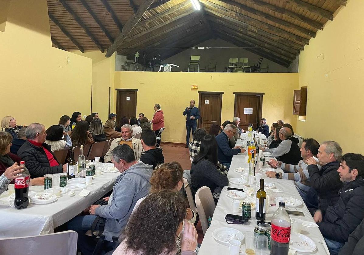 El Ayuntamiento organiza la tradicional comida de fin de año con sus trabajadores
