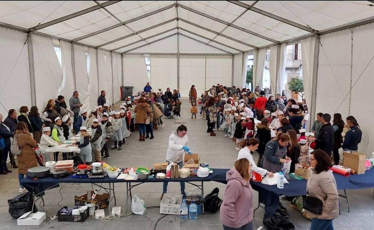 150 niños participan en Pequechef