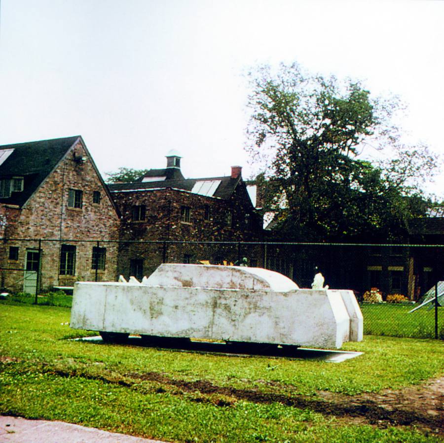 El Museo Vostell Malpartida colabora en una exposición en Chicago sobre Wolf Vostell y el uso del hormigón en su obra