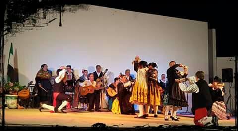 En el Fesitival Folklórico. 