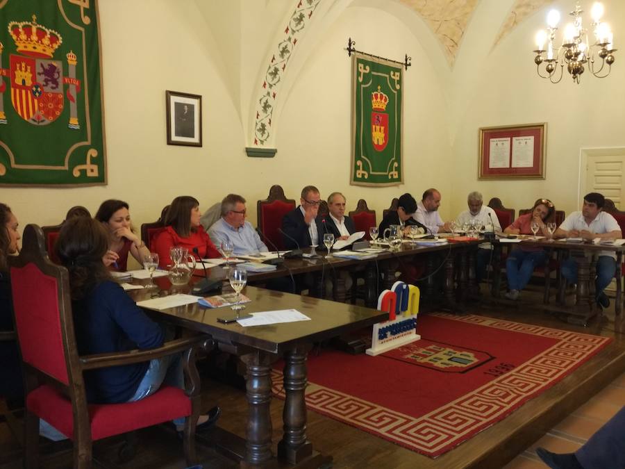 Pleno celebrado el 11 de mayo donde se aprobaron los Presupuestos del ejercicio 2018. 
