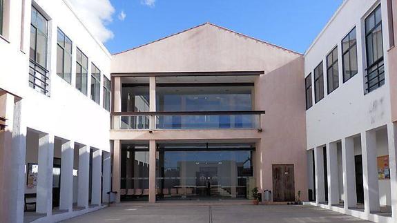 Abierto el plazo para las matrículas de septiembre de la Escuela de Idiomas de Malpartida de Cáceres