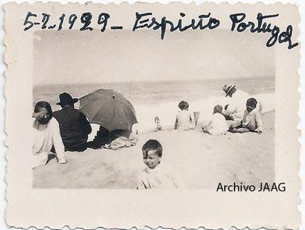 Vacaciones en Espinho (Portugal). 5 julio1929. Cortesía I. Moreno. Archivo JAAG