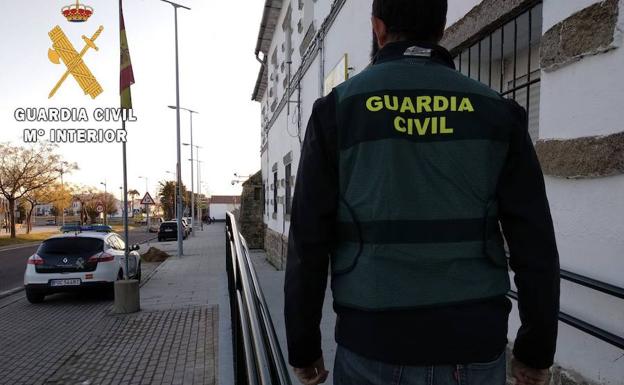 Agente de la Guardia Civil. 