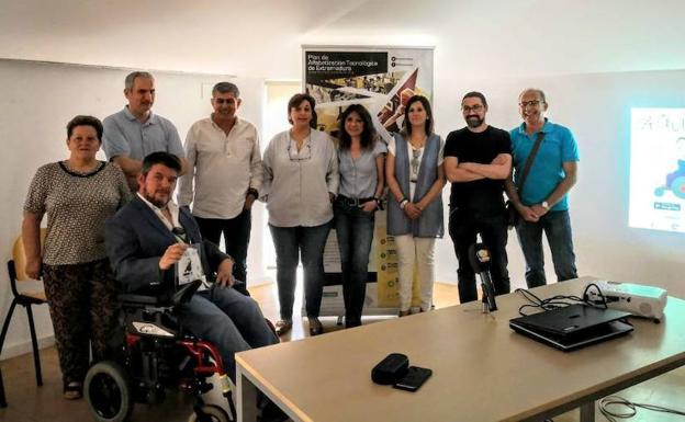 Los usuarios del NCC desarrollan una aplicación para personas con movilidad reducida de Miajadas