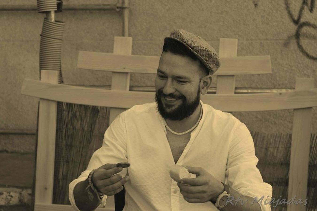 La localidad de Miajadas celebró el pasado fin de semana una bonita jornada en la que el centro del pueblo rememoró cómo eran las ferias de agosto en 1854. Decenas de vecinos, ataviados con la ropa de la época, disfrutaron de un evento singular y que estuvo orgnizado por la Sociedad Histórica Villa de Miajadas. 