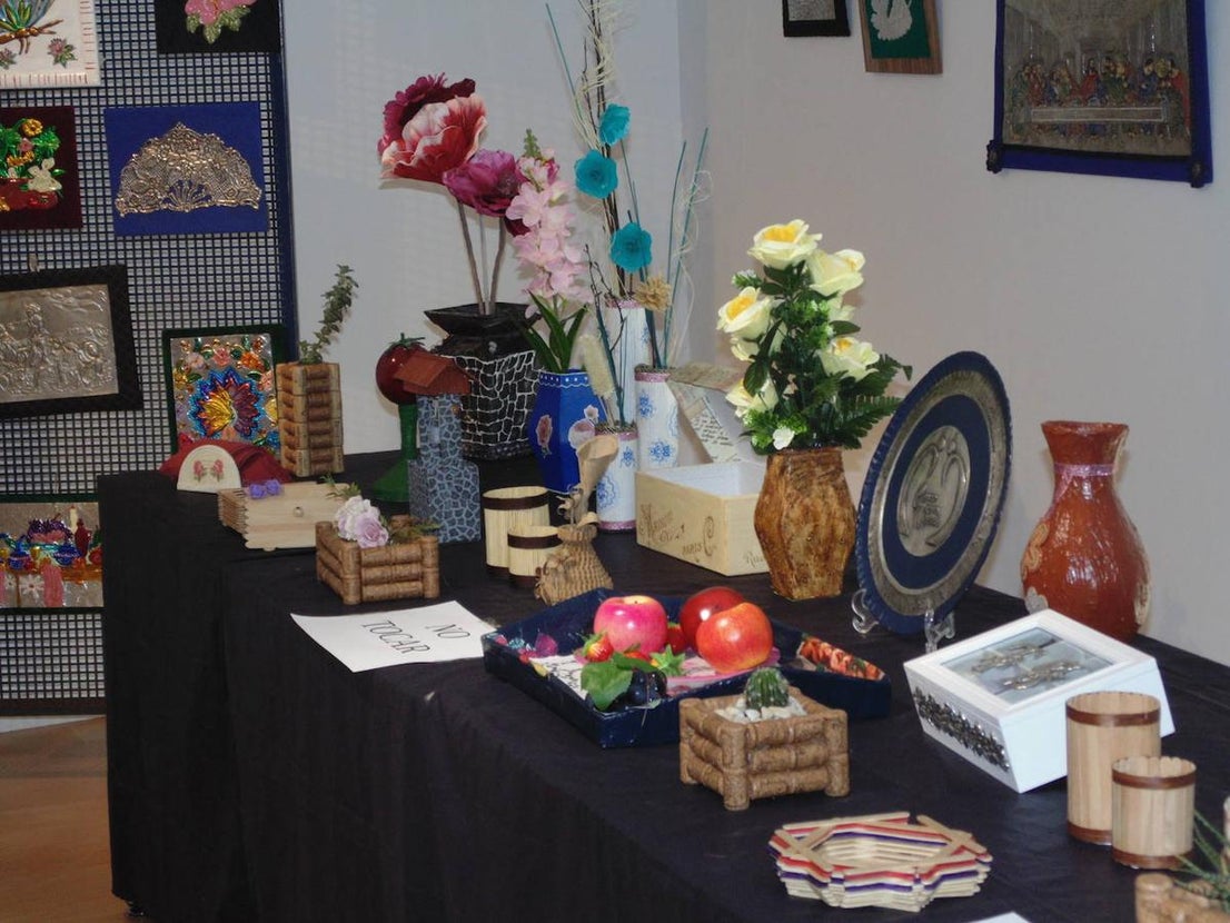 Desde el 2 de agosto y hasta el 30 del mismo mes se exponen en Miajadas múltiples muestras de arte de diversos autores. Maquetas, colecciones taurinas, pintura o recuerdos de cine, todo tiene cabida en este espacio tan singular de Miajadas