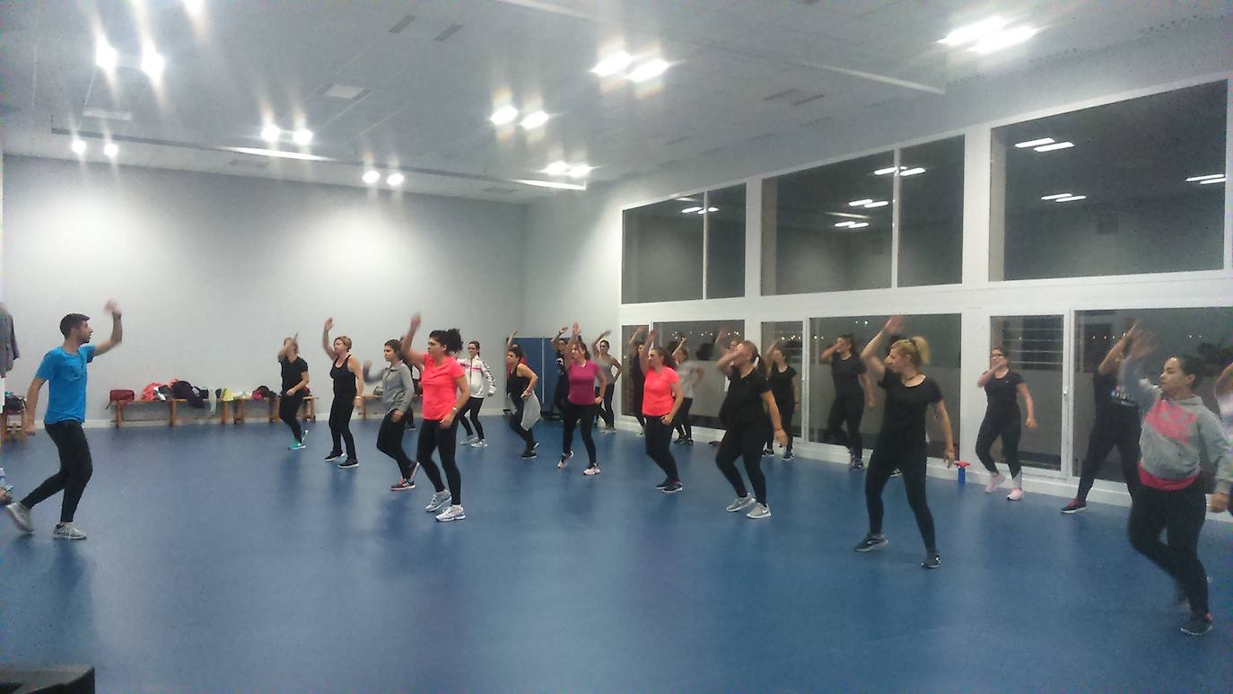 Clase de Cardio-Music del primer cuatrimestre de actividades físicas 