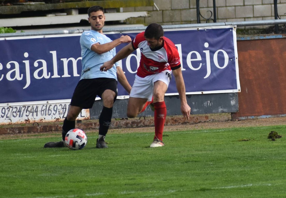 El Miajadas se reafirma como tercero de grupo tras el partido disputado ante el Trujillo, en el que, aunque Bryan aventajaba el marcador para los trujillanos, Edu Salles se encargó de igualar el partido para sentenciarlo en el 93, consiguiendo la victoria miajadeña a 2-1. 